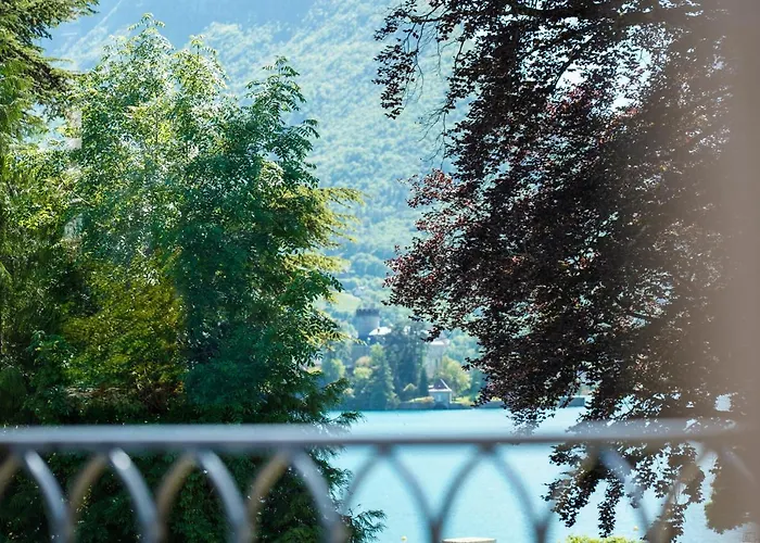 Отель Le Mouton Bleu Тэлуар