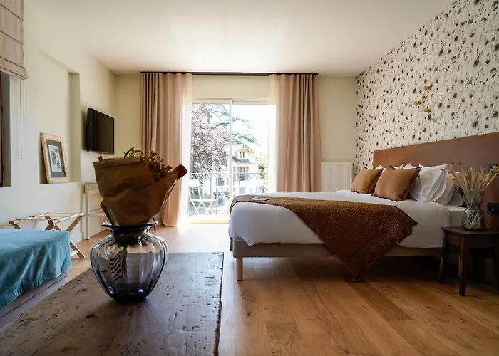 Le Mouton Bleu Отель 4*