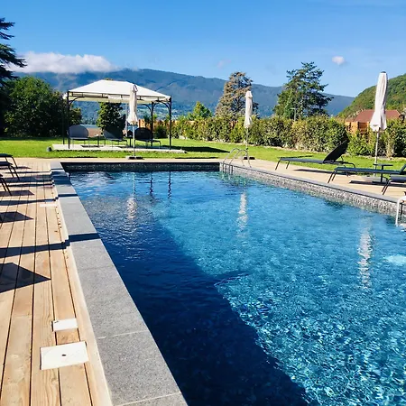 Le Mouton Bleu Hotel