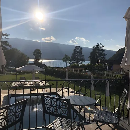 Le Mouton Bleu Hotel